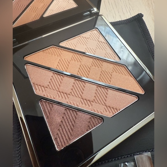 Burberry Eye Palette 02 Mocha - Picture 2 of 6